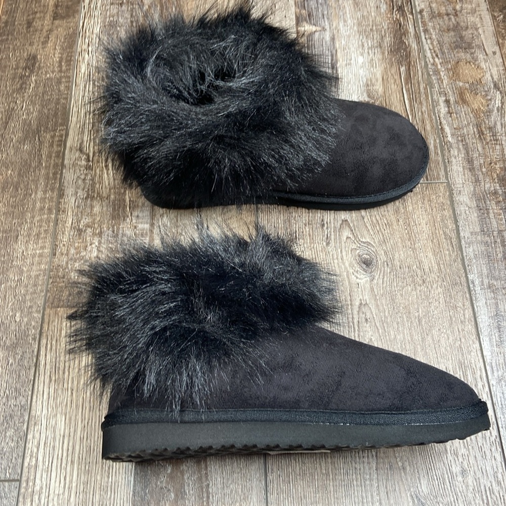 Very G Frost Ankle Boot in Black- Various sizes